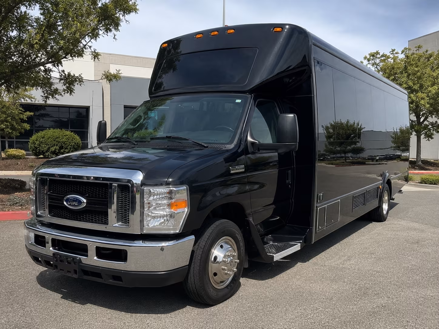 gainesville brewery distillery tour party bus rental